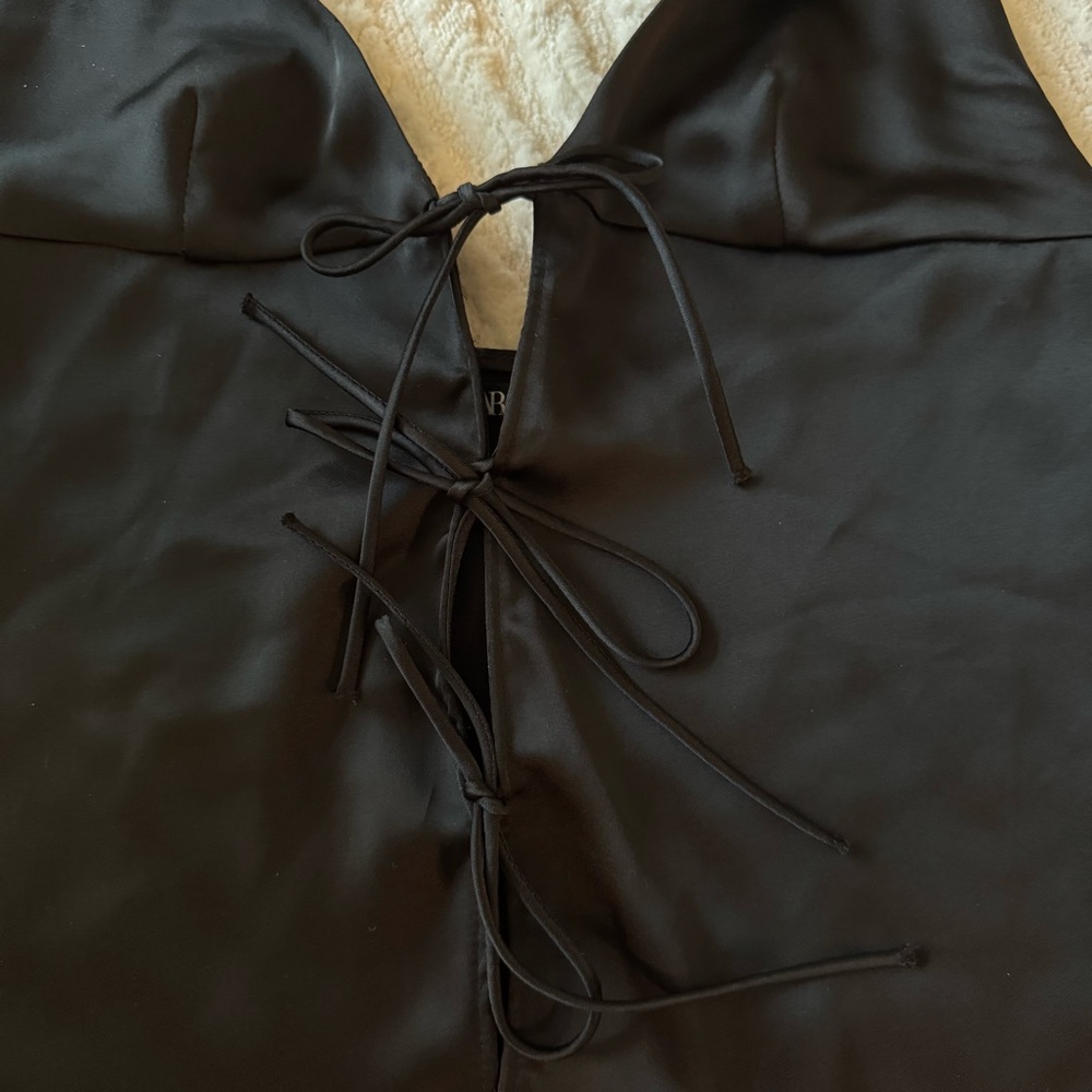 Zara Tie Front Top - Picture 2 of 4